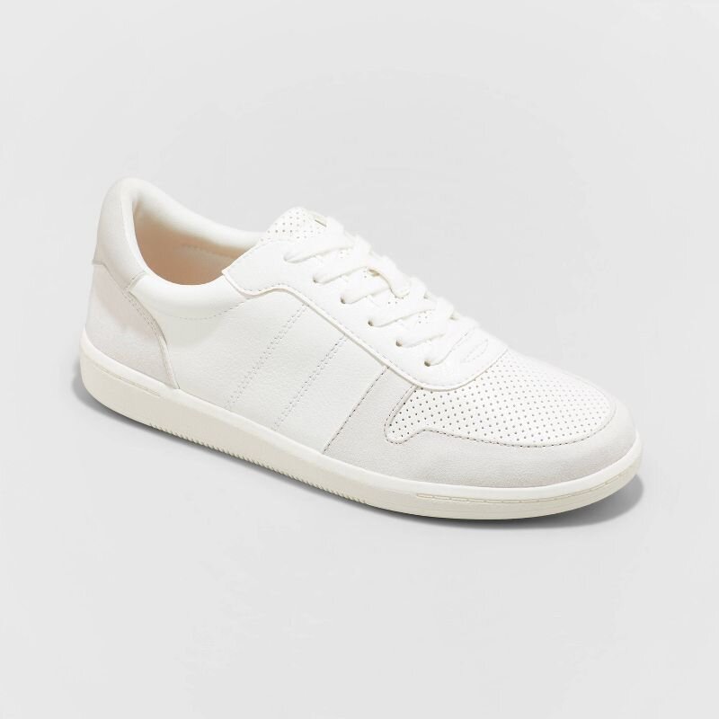 Women's Hal Sneakers - Universal Thread™ (size 9.5)