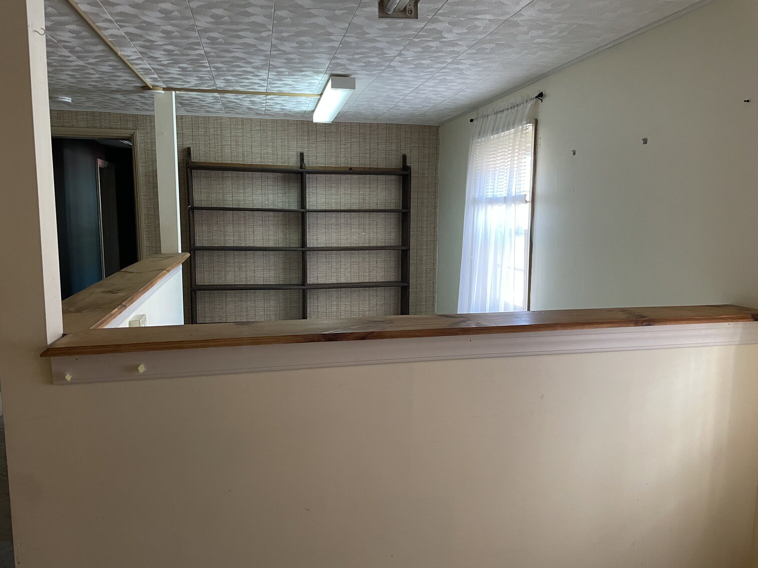 Image for Bankruptcy Auction - 2-Story 4,000 +/- SF Professional Office Building w/ Private Parking Lot in Downtown Salem