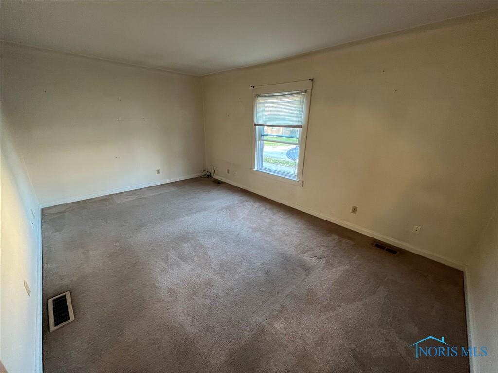 Image for MINIMUM BID AUCTION $19,000! 1423 Queen St.