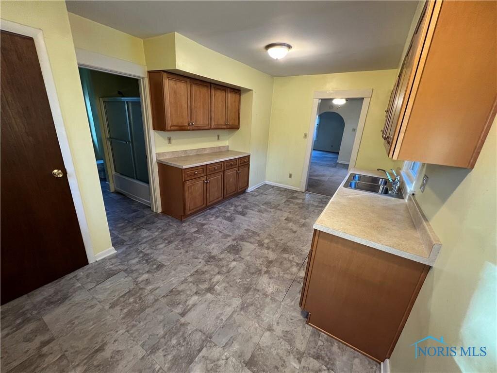 Image for MINIMUM BID AUCTION $19,000! 1423 Queen St.