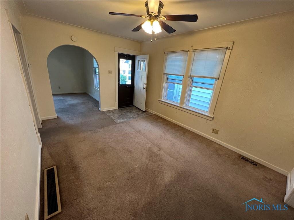 Image for MINIMUM BID AUCTION $19,000! 1423 Queen St.