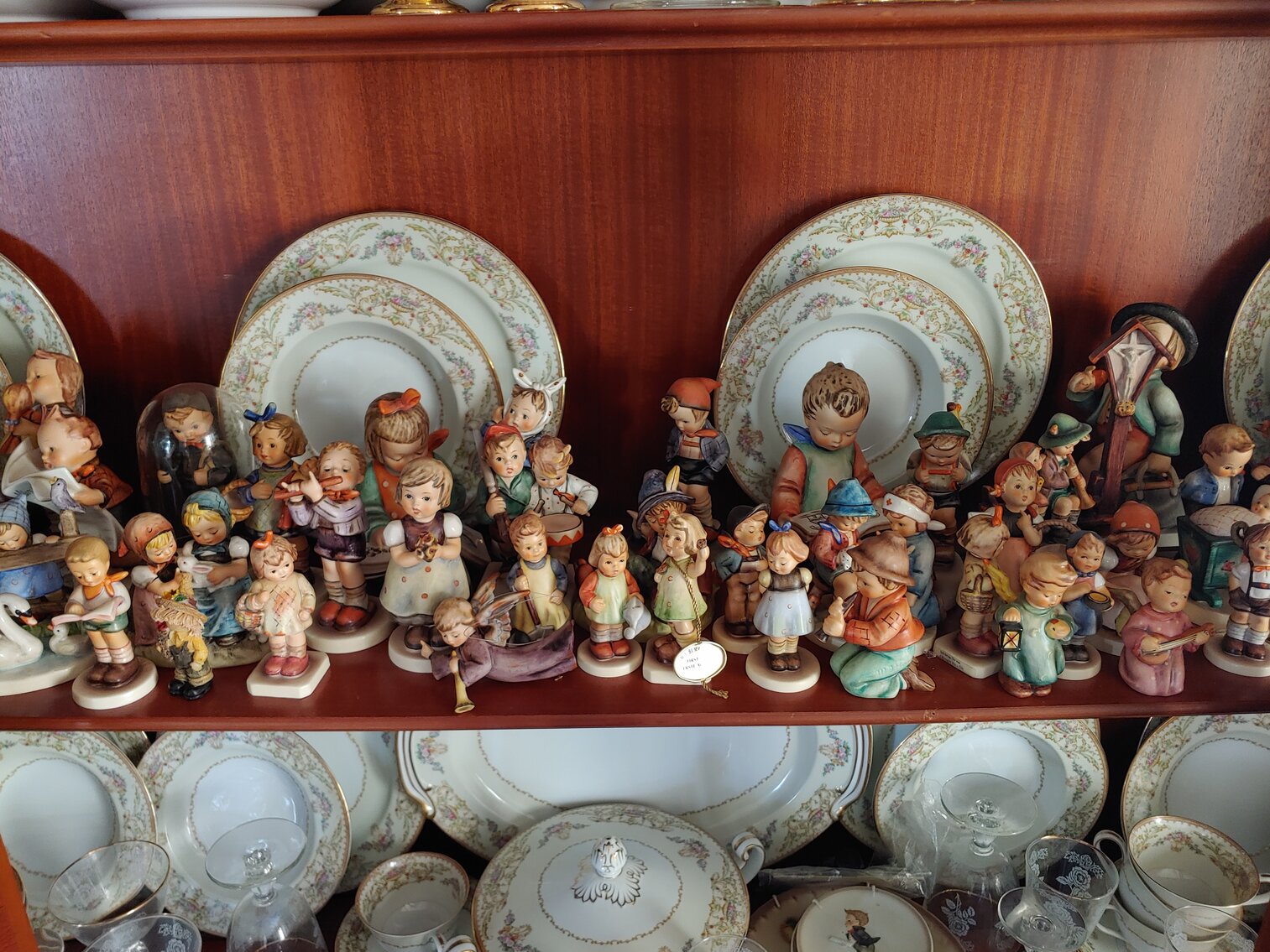 Image for 3 BEDROOM 2-STORY BRICK CAPE COD  W/ HUMMELS, COLLECTORS ITEMS & HOUSEHOLD GOODS