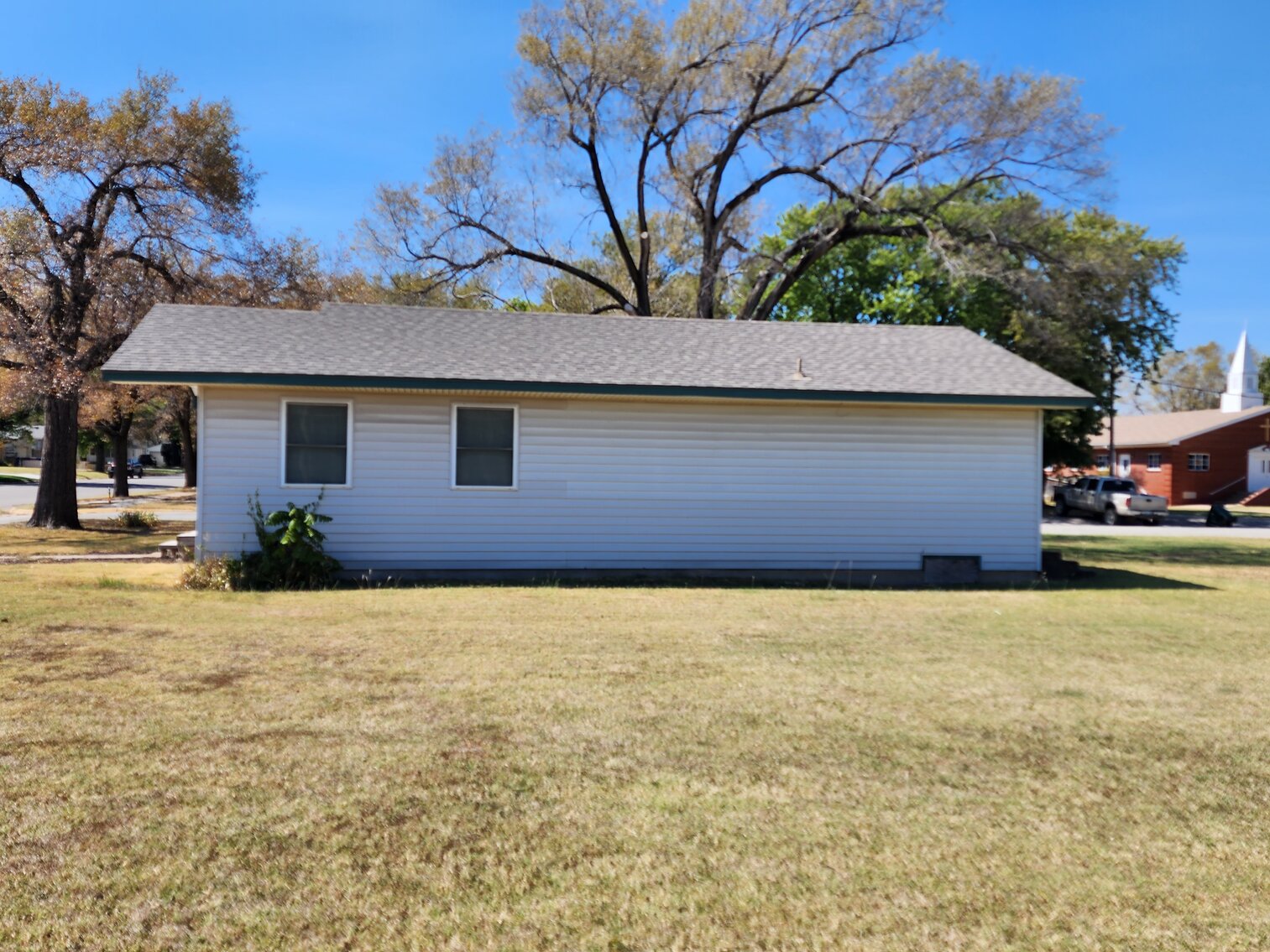 Image for 118 W 1st Udall