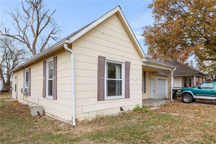 Image for 415 S. 4th St. - Odessa, MO