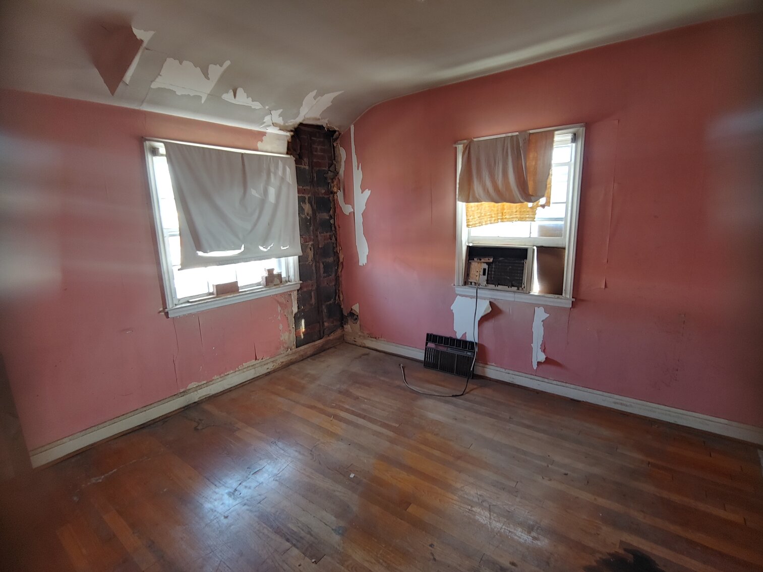 Image for 3 BR, 1.25 BA BRICK TOWNHOME