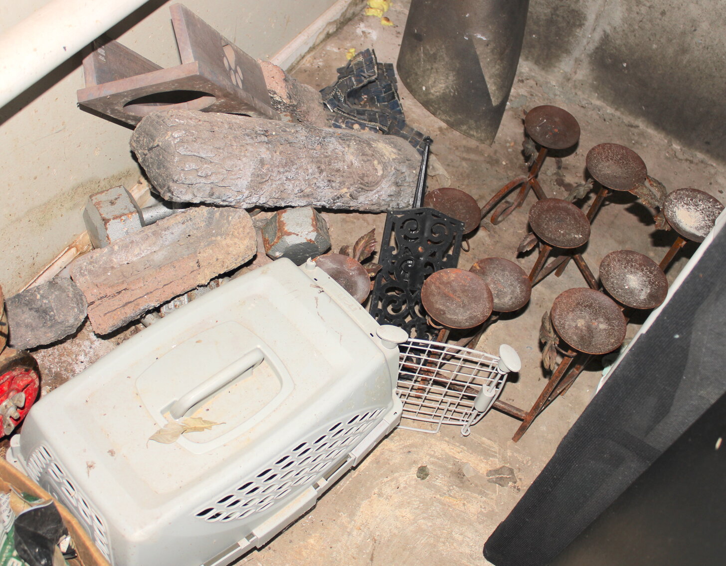 Image for EMERGENCY LIVING ESTATE AUCTION