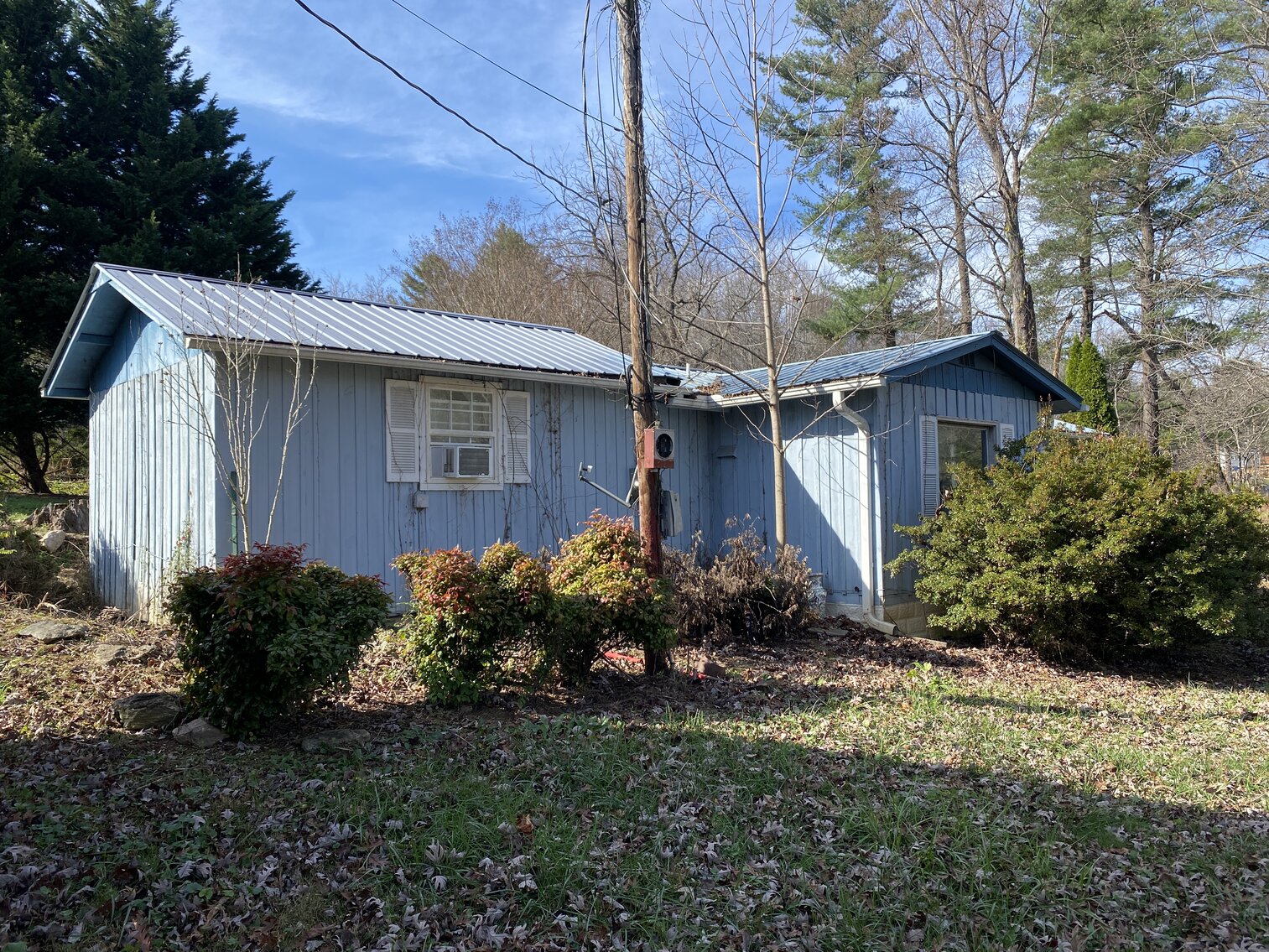 Home/Lot on Hwy 89 in Lowgap, NC