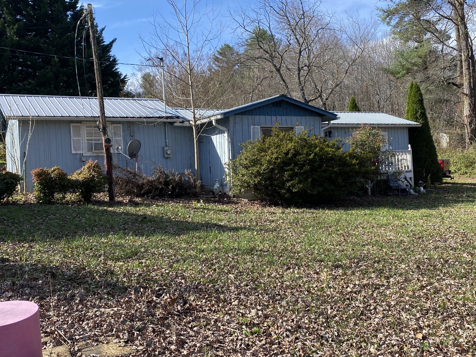Home/Lot on Hwy 89 in Lowgap, NC