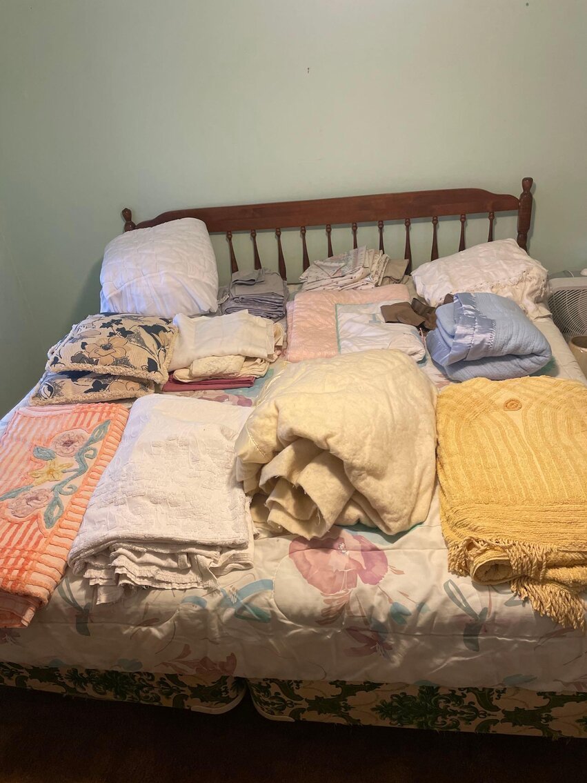 Image for Tools, Antiques, Glassware, Costume and Gold Jewelry, Collectibles, and Furnishings (S Holland Sylvania)