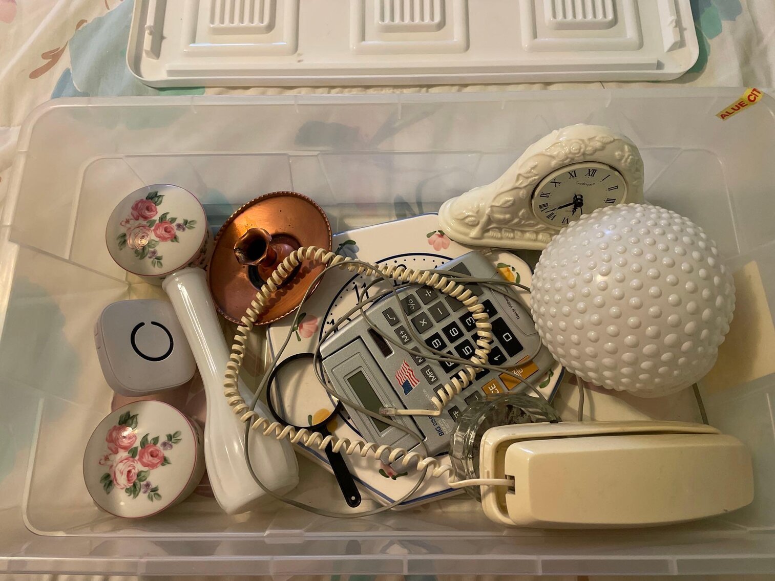 Image for Tools, Antiques, Glassware, Costume and Gold Jewelry, Collectibles, and Furnishings (S Holland Sylvania)