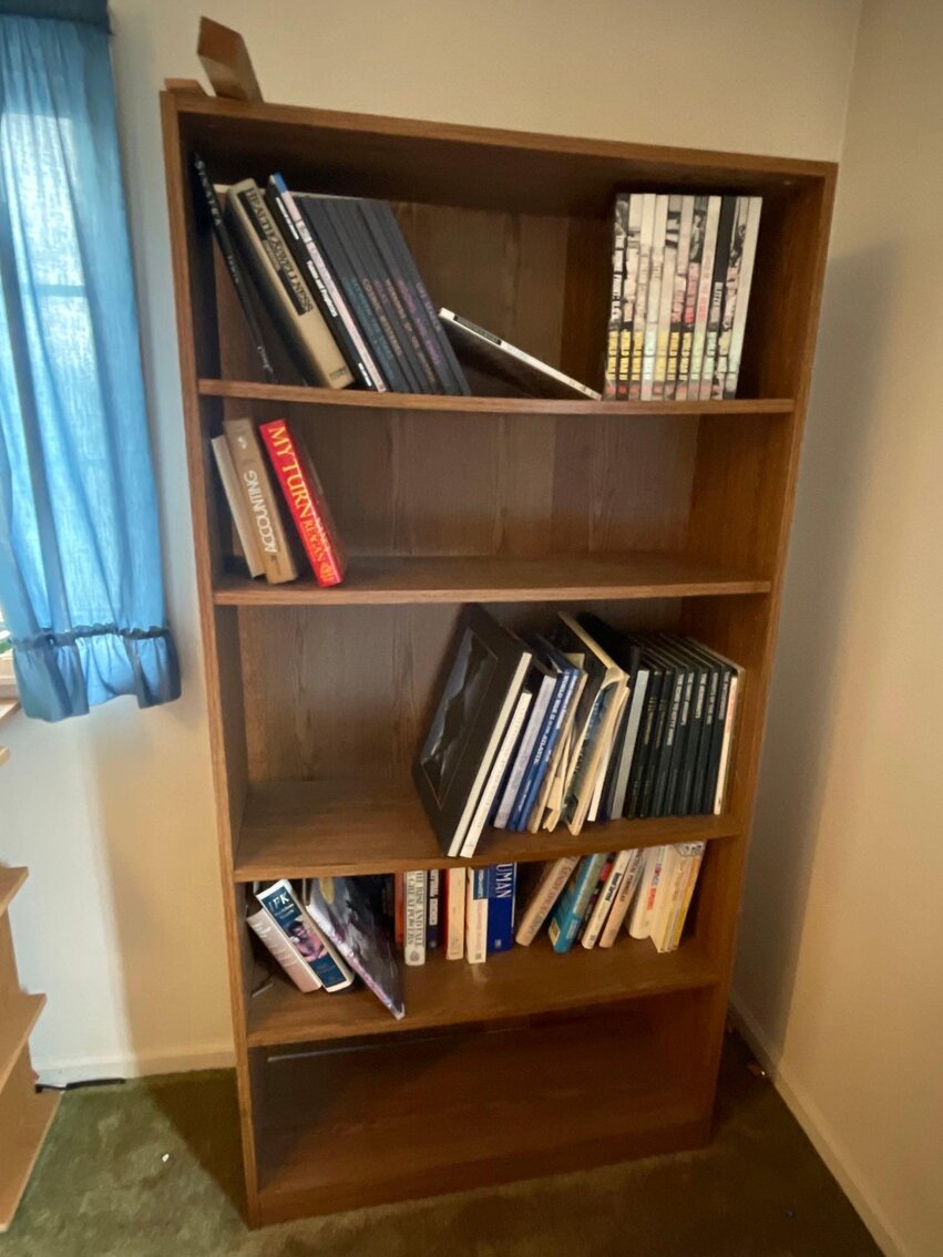 Image for Tools, Antiques, Glassware, Costume and Gold Jewelry, Collectibles, and Furnishings (S Holland Sylvania)