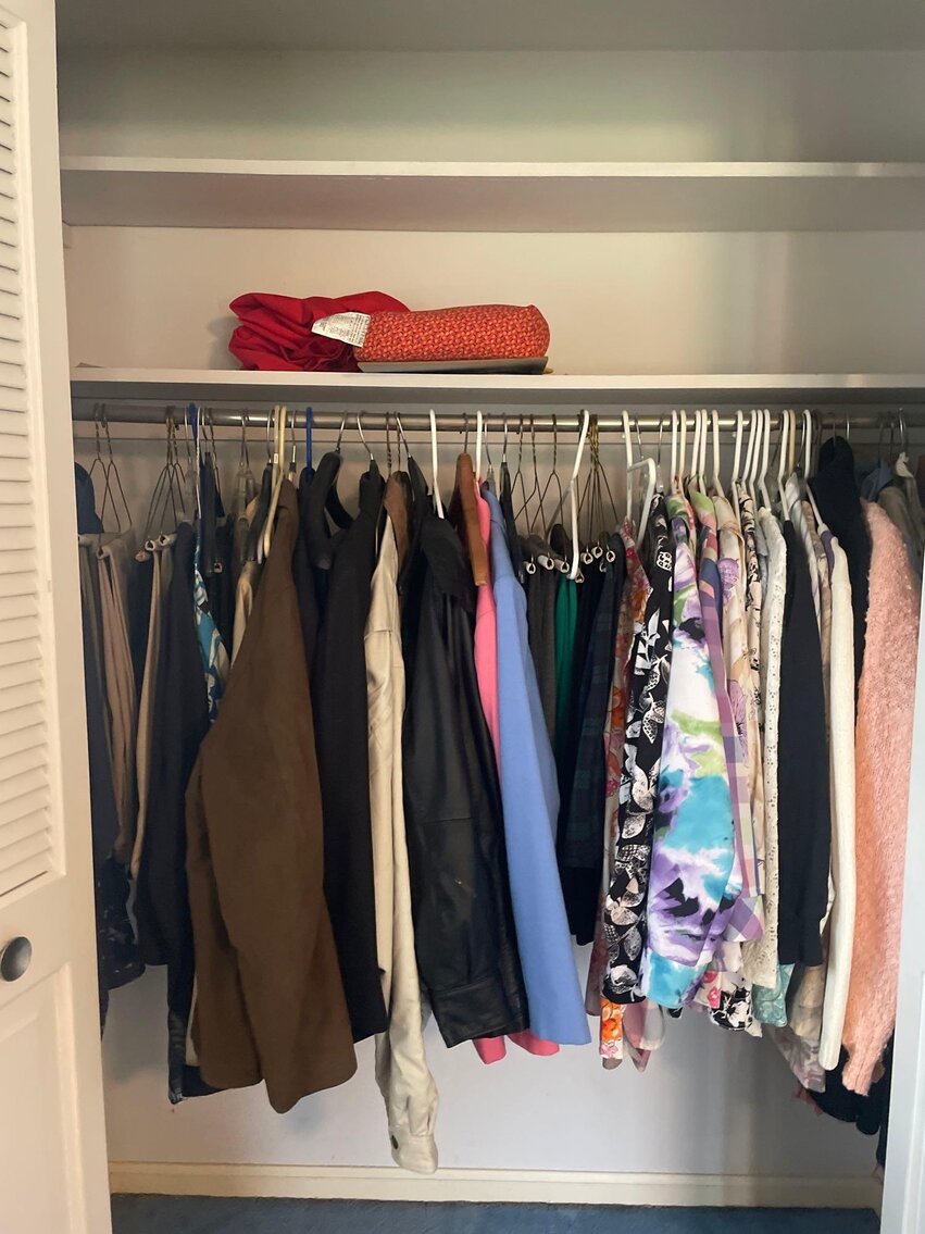 Image for Tools, Antiques, Glassware, Costume and Gold Jewelry, Collectibles, and Furnishings (S Holland Sylvania)