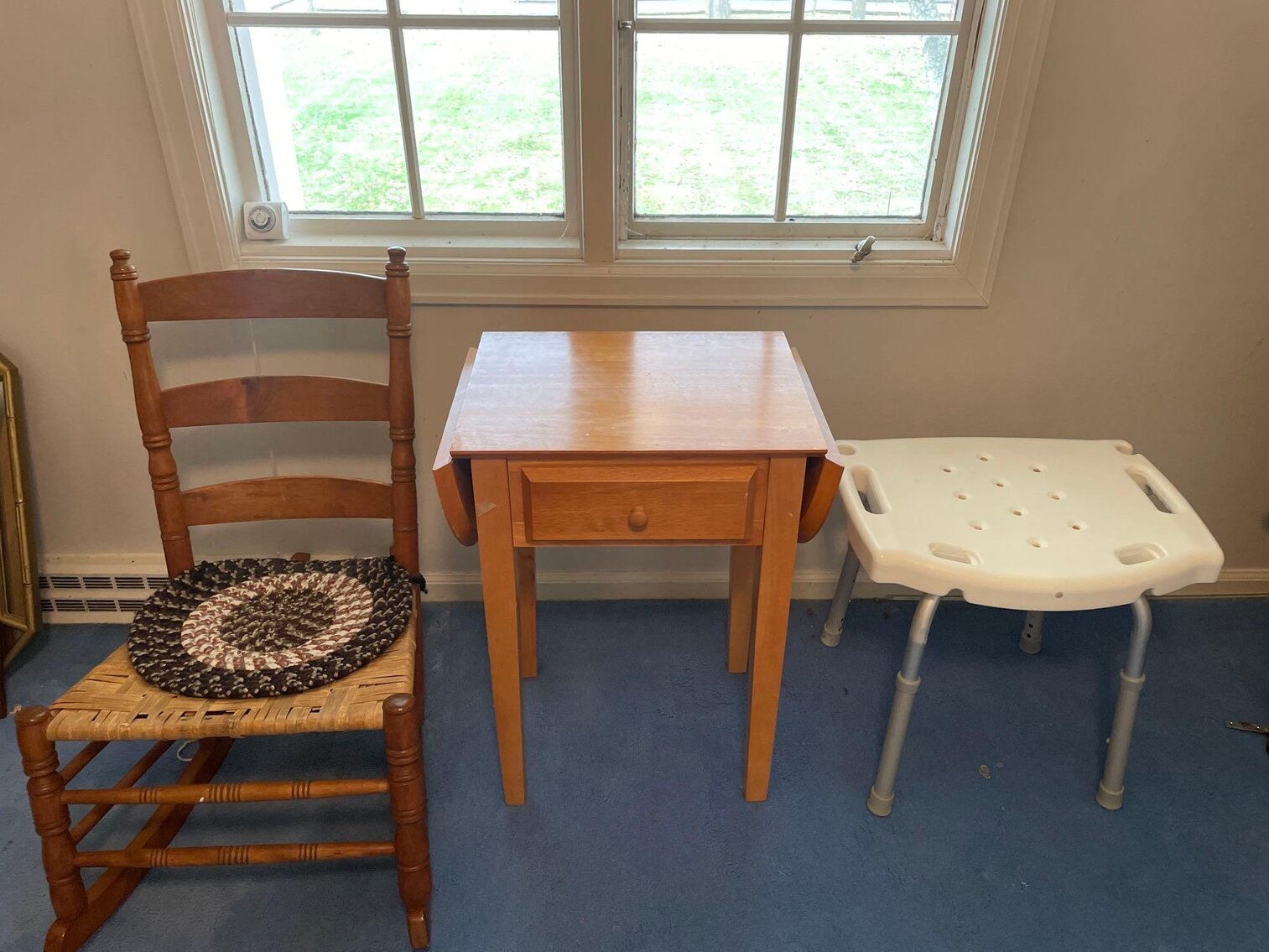 Image for Tools, Antiques, Glassware, Costume and Gold Jewelry, Collectibles, and Furnishings (S Holland Sylvania)