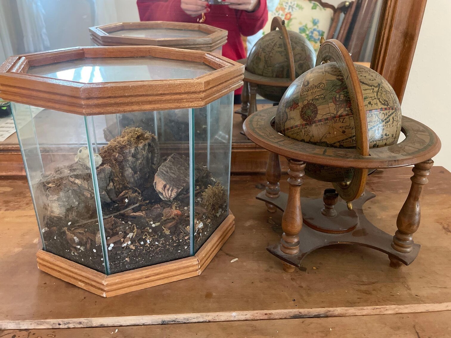 Image for Tools, Antiques, Glassware, Costume and Gold Jewelry, Collectibles, and Furnishings (S Holland Sylvania)