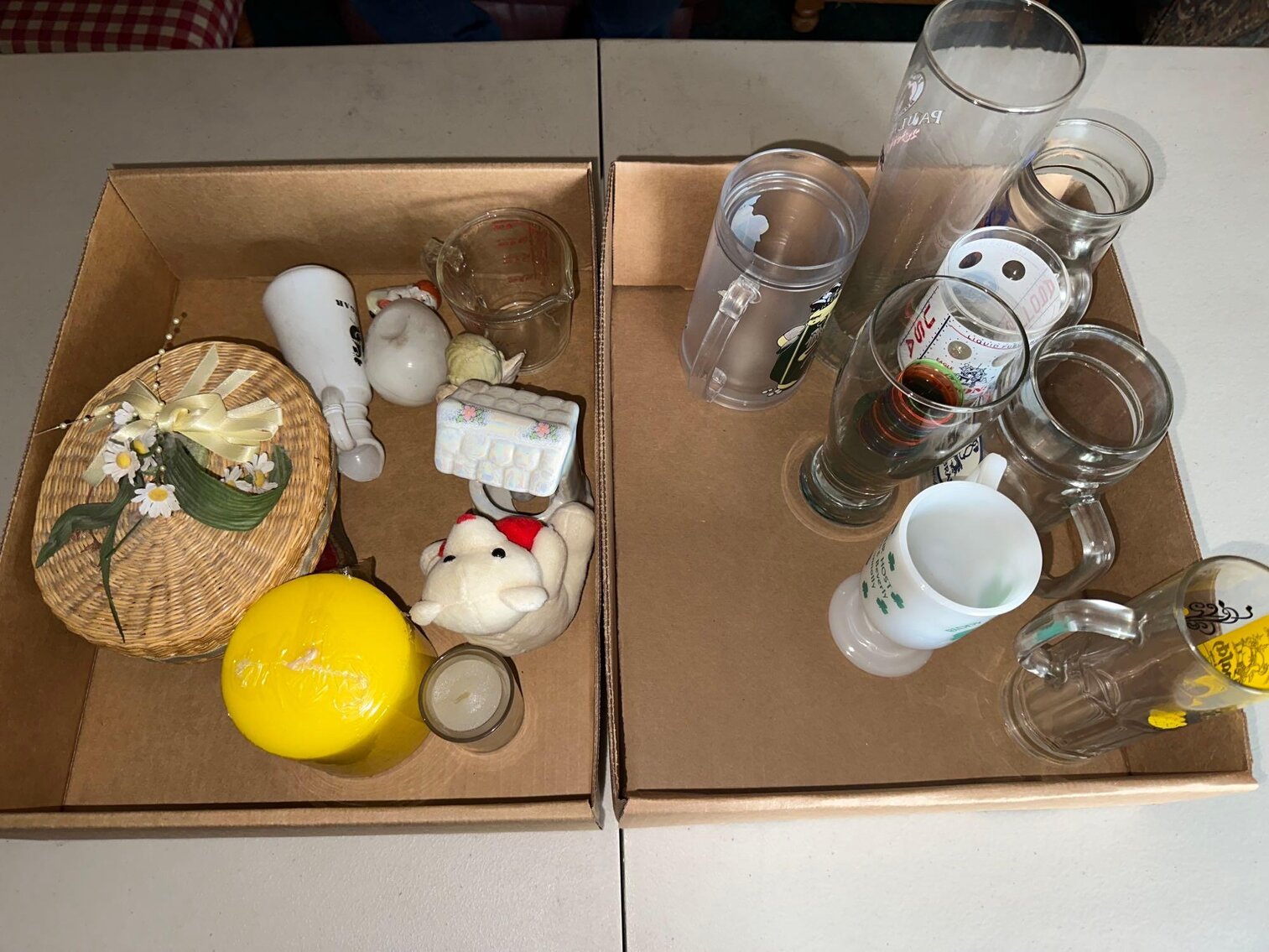 Image for Tools, Antiques, Glassware, Costume and Gold Jewelry, Collectibles, and Furnishings (S Holland Sylvania)