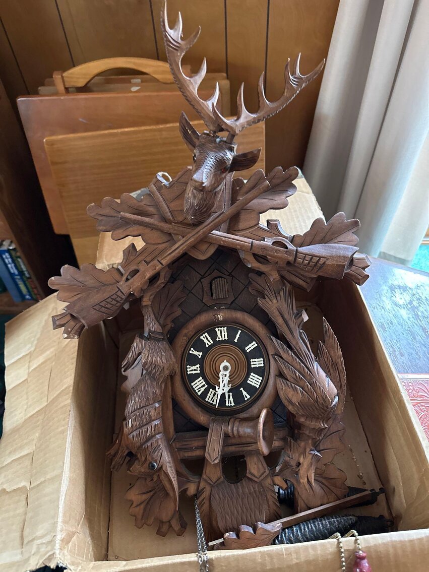 Image for Tools, Antiques, Glassware, Costume and Gold Jewelry, Collectibles, and Furnishings (S Holland Sylvania)