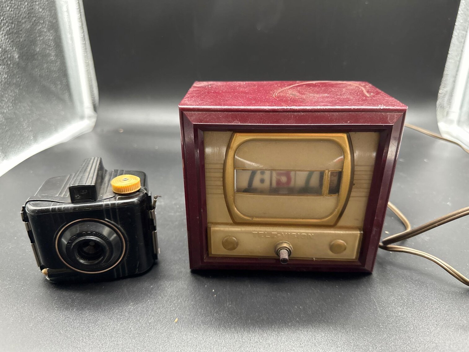 Image for Tools, Antiques, Glassware, Costume and Gold Jewelry, Collectibles, and Furnishings (S Holland Sylvania)