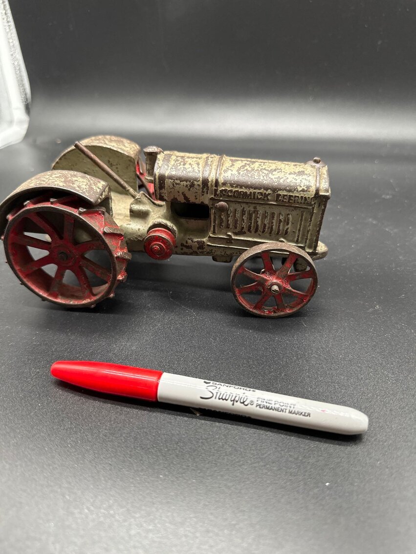 Image for Tools, Antiques, Glassware, Costume and Gold Jewelry, Collectibles, and Furnishings (S Holland Sylvania)