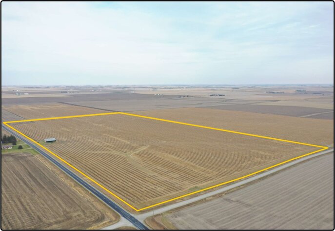 Image for Closed - Benton Co., IA - 76.00 Ac., m/l (010-2519-01)