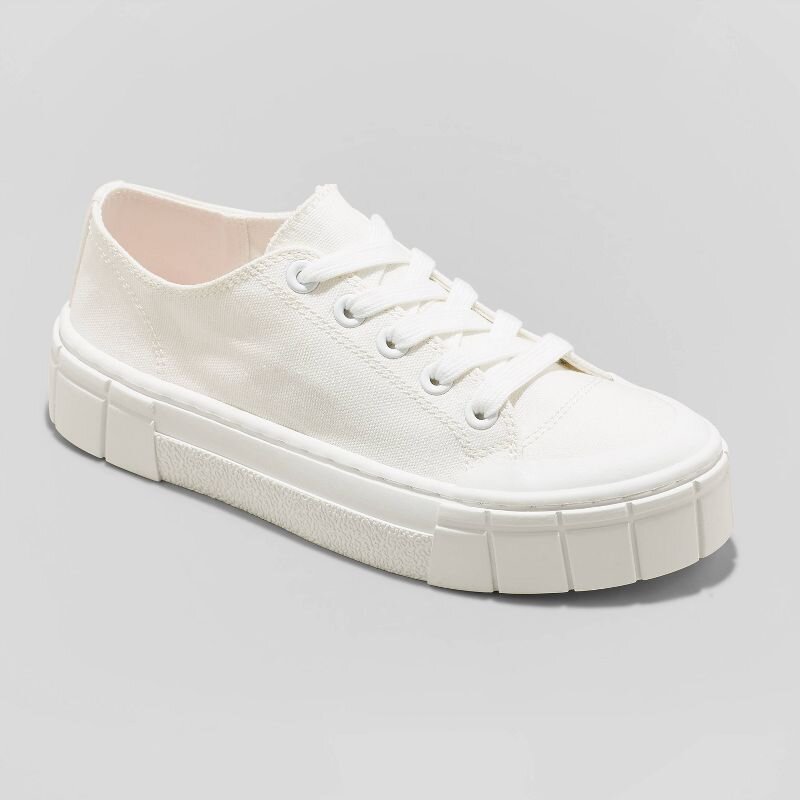 Women's Mad Love Fran Sneakers size 7