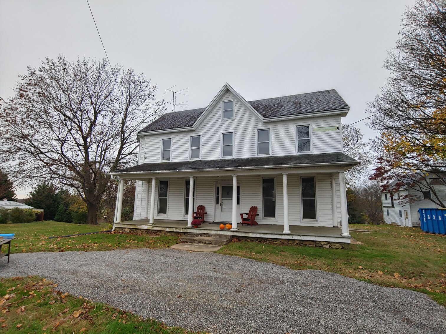 Image for 4 BR, 1.5 BA, 2½-STORY COLONIAL HOME  & 2BR, 2-STORY CARRIAGE HOUSE ON 2.4+/- ACRE LOT