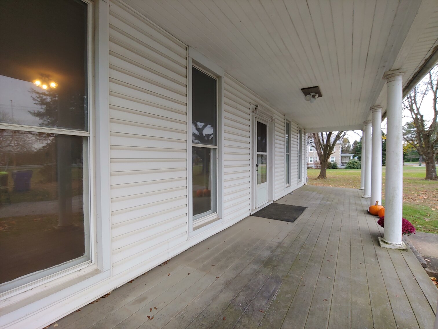 Image for 4 BR, 1.5 BA, 2½-STORY COLONIAL HOME  & 2BR, 2-STORY CARRIAGE HOUSE ON 2.4+/- ACRE LOT