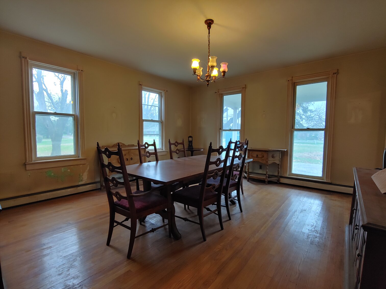 Image for 4 BR, 1.5 BA, 2½-STORY COLONIAL HOME  & 2BR, 2-STORY CARRIAGE HOUSE ON 2.4+/- ACRE LOT