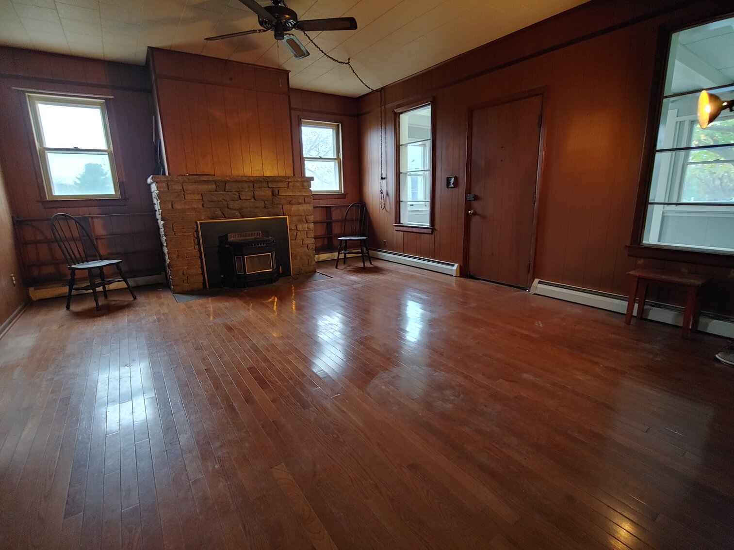 Image for 4 BR, 1.5 BA, 2½-STORY COLONIAL HOME  & 2BR, 2-STORY CARRIAGE HOUSE ON 2.4+/- ACRE LOT