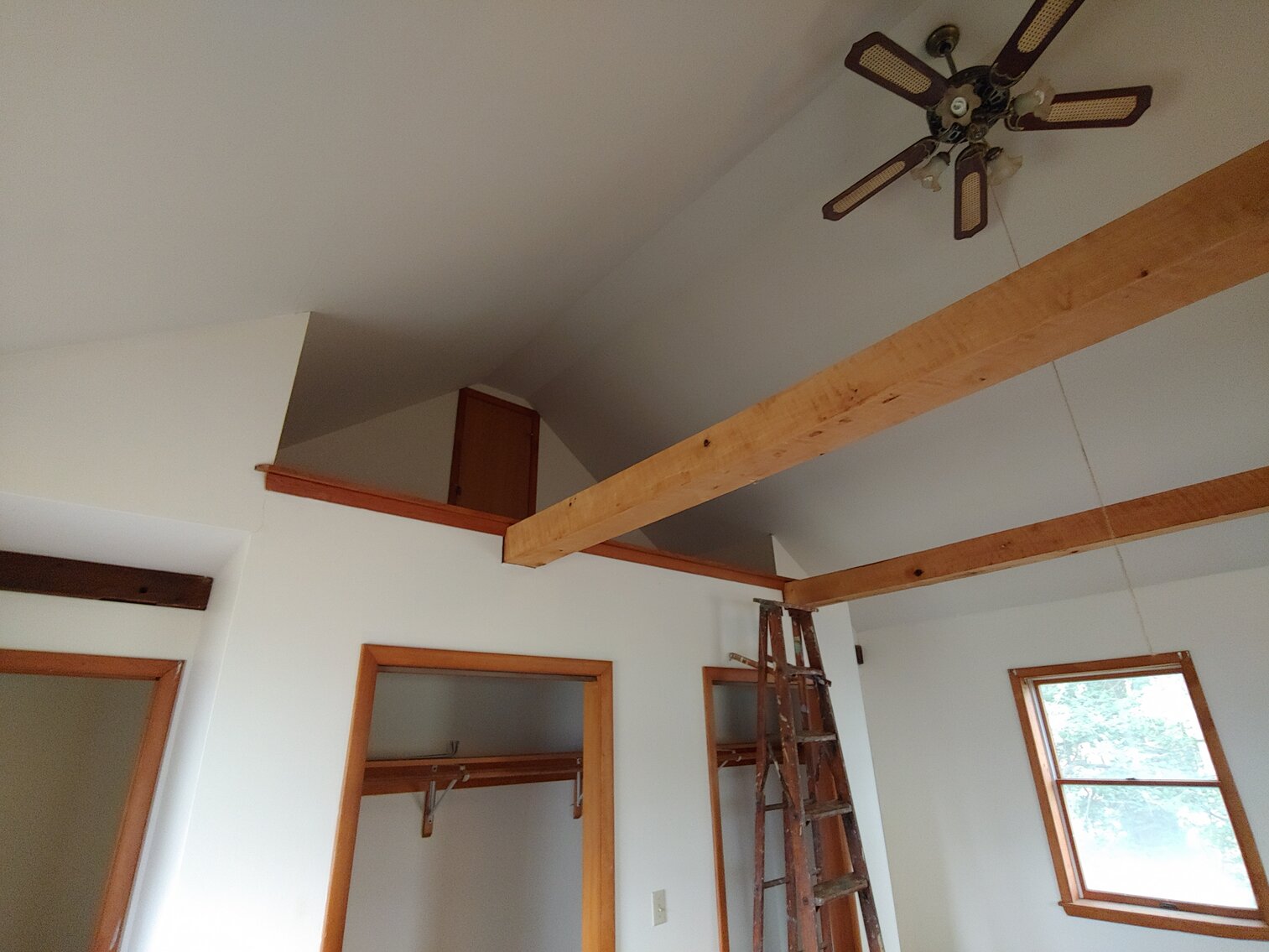 Image for 4 BR, 1.5 BA, 2½-STORY COLONIAL HOME  & 2BR, 2-STORY CARRIAGE HOUSE ON 2.4+/- ACRE LOT