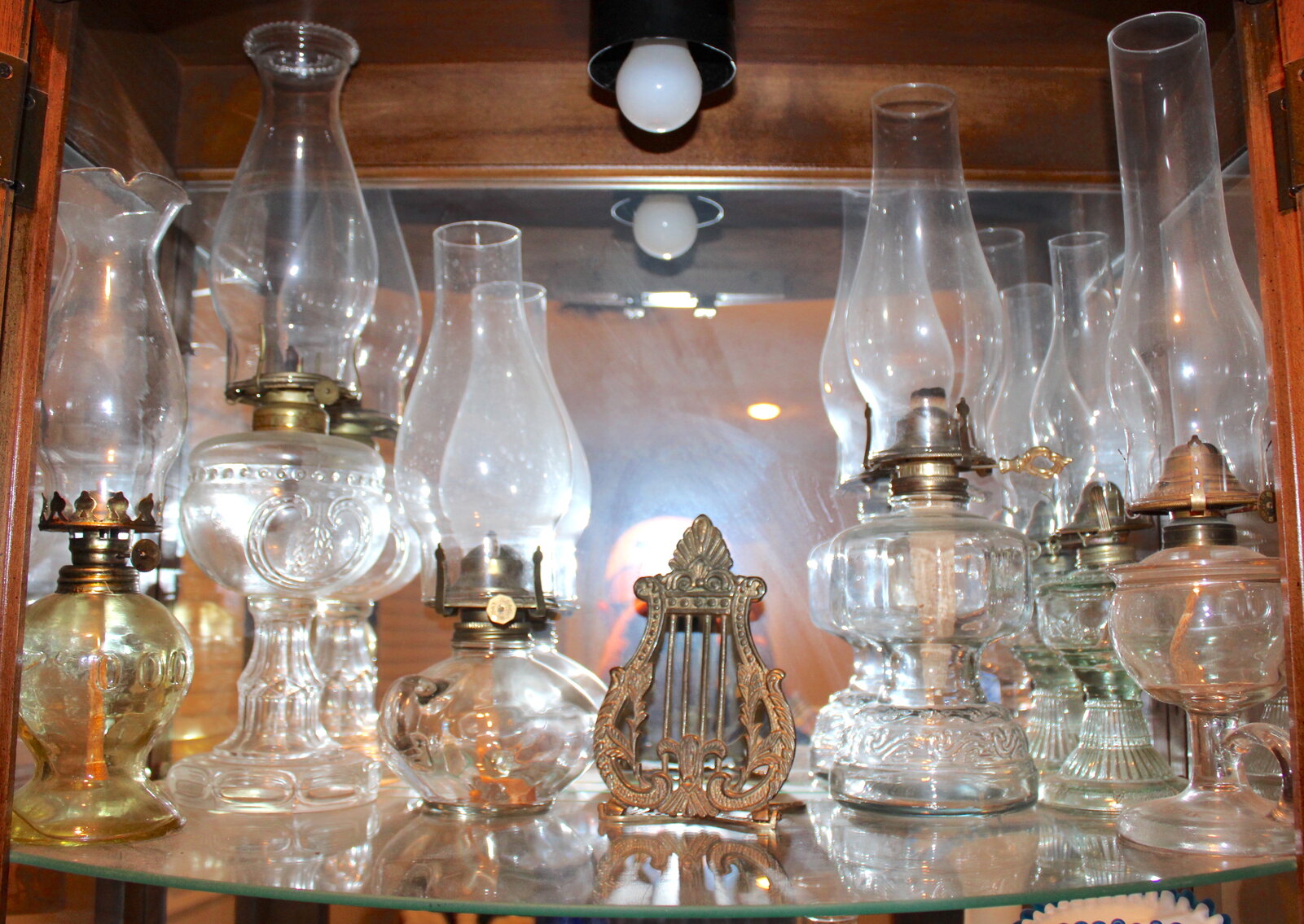 Image for LIVING ESTATE AUCTION