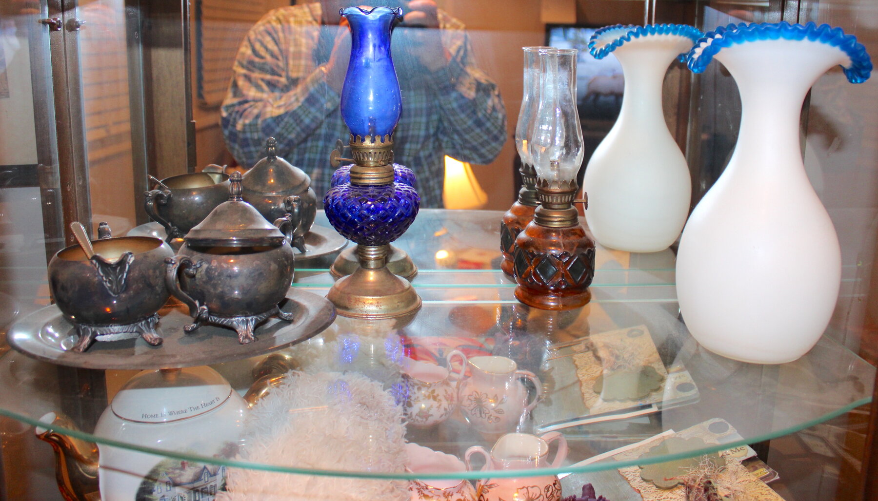 Image for LIVING ESTATE AUCTION