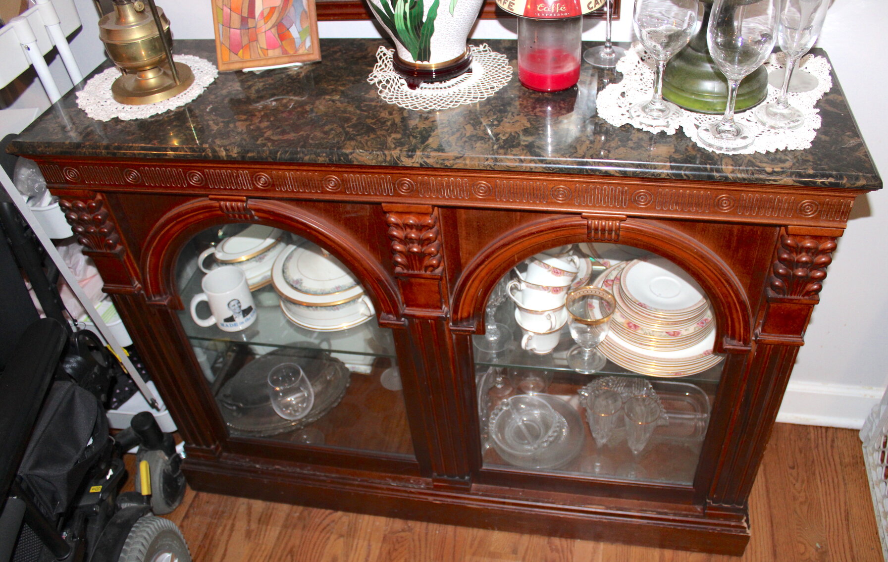 Image for LIVING ESTATE AUCTION