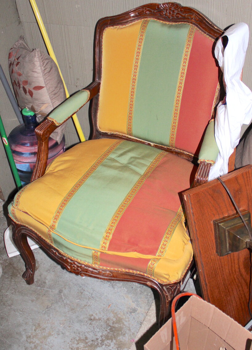 Image for LIVING ESTATE AUCTION