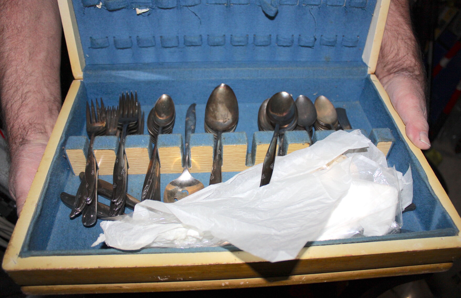 Image for LIVING ESTATE AUCTION