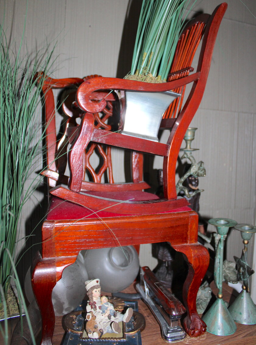 Image for LIVING ESTATE AUCTION