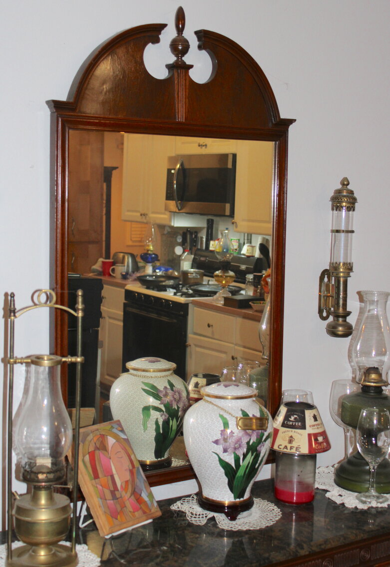 Image for LIVING ESTATE AUCTION