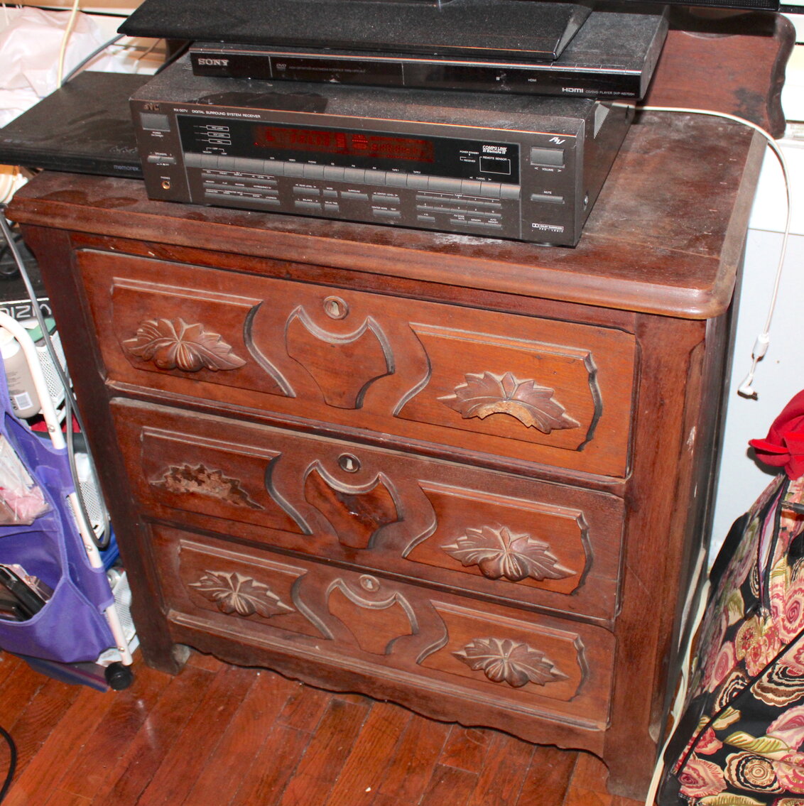 Image for LIVING ESTATE AUCTION