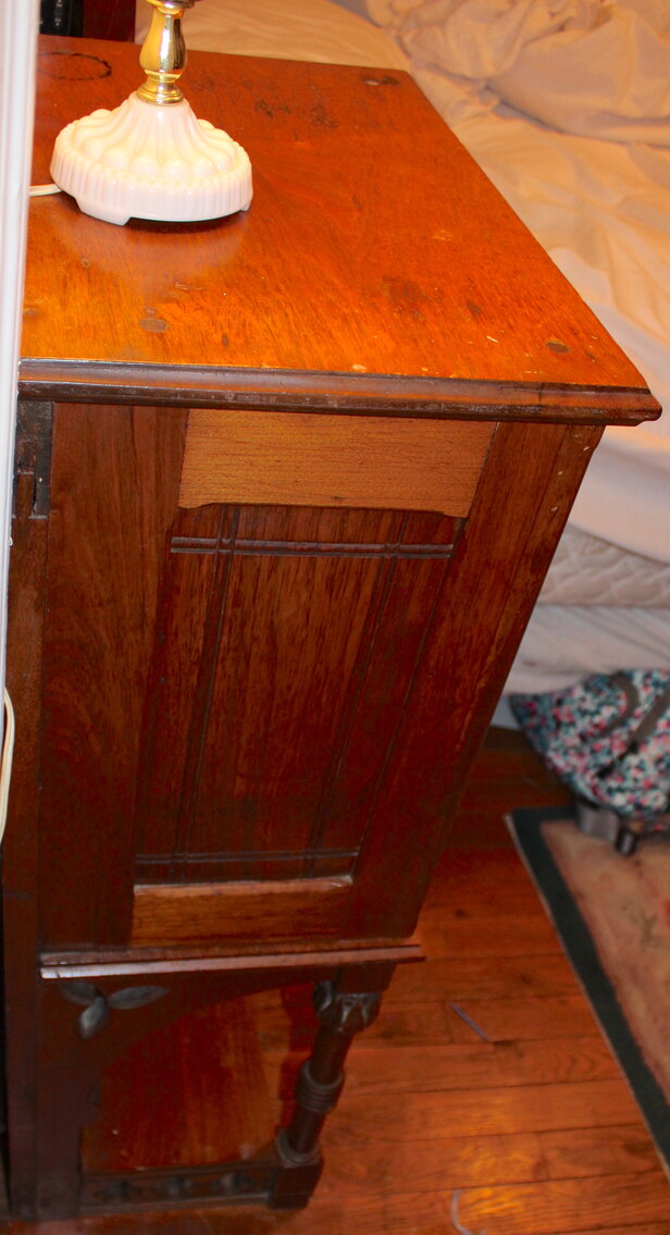 Image for LIVING ESTATE AUCTION