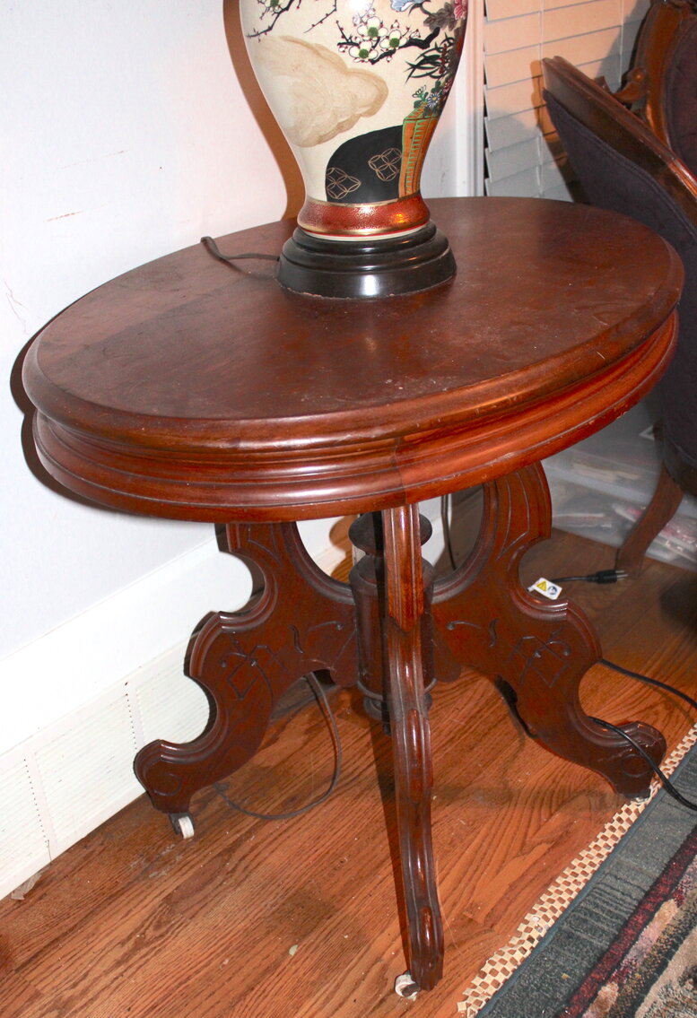 Image for LIVING ESTATE AUCTION