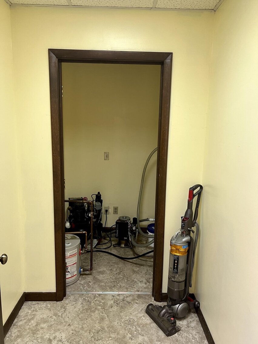 Image for SOLD $77,000 - Turn-Key Brick Commercial Building in Huntington