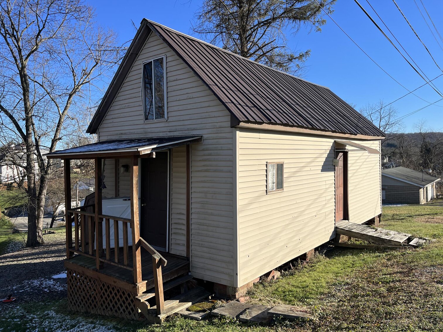 Image for SOLD $73,700 - 3 Bedroom Mobile Home on a Nice Lot