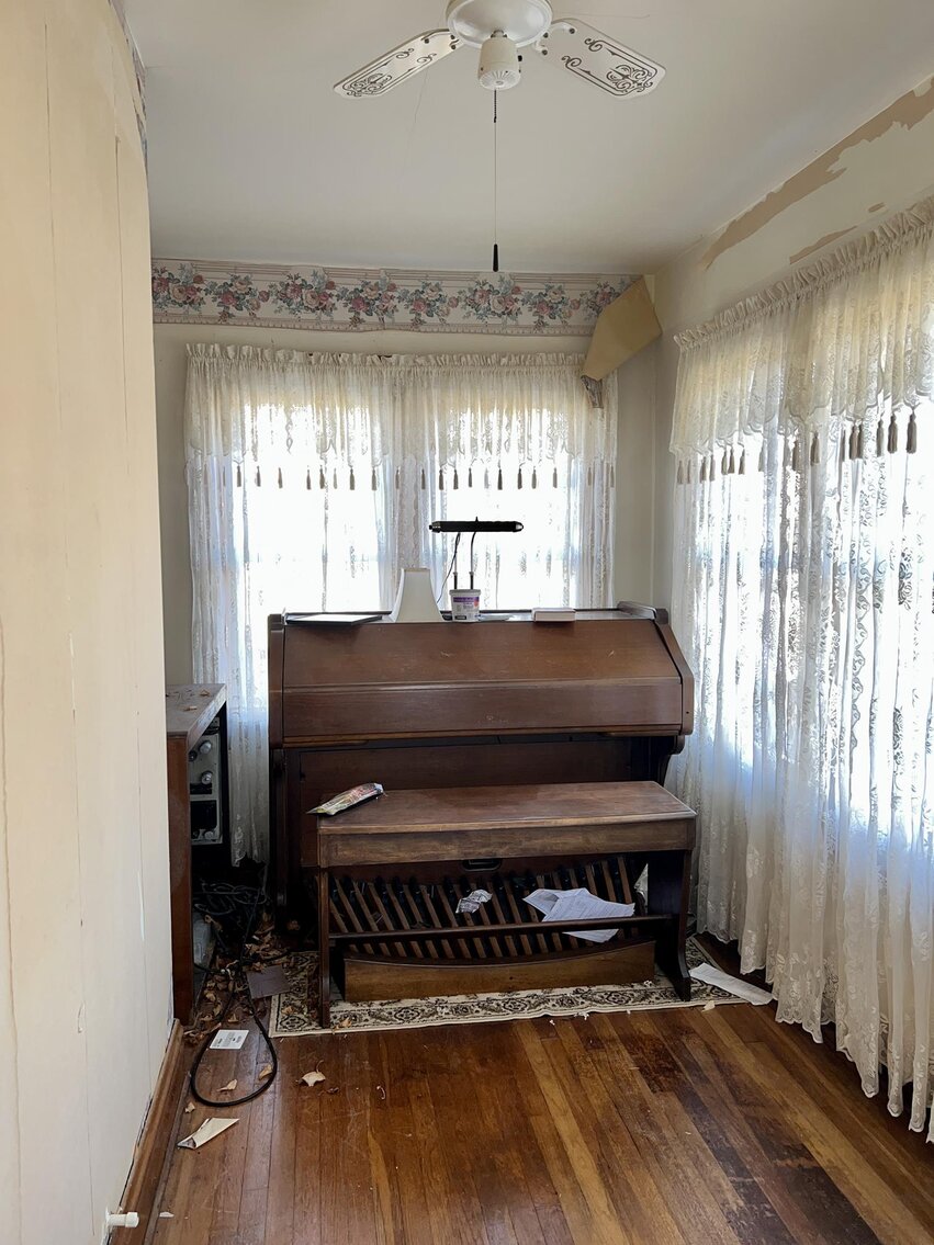 Image for SOLD $85,250 - 5 Bedroom Home in the Heart of Hurricane