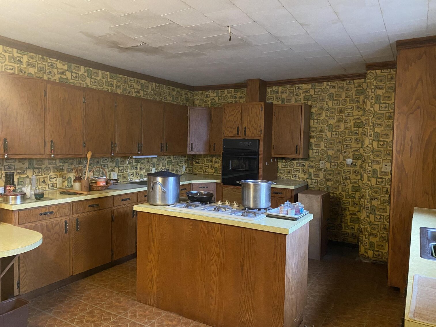 Image for SOLD $44,000 - Former School with Living Quarters Selling to the Highest Bidder