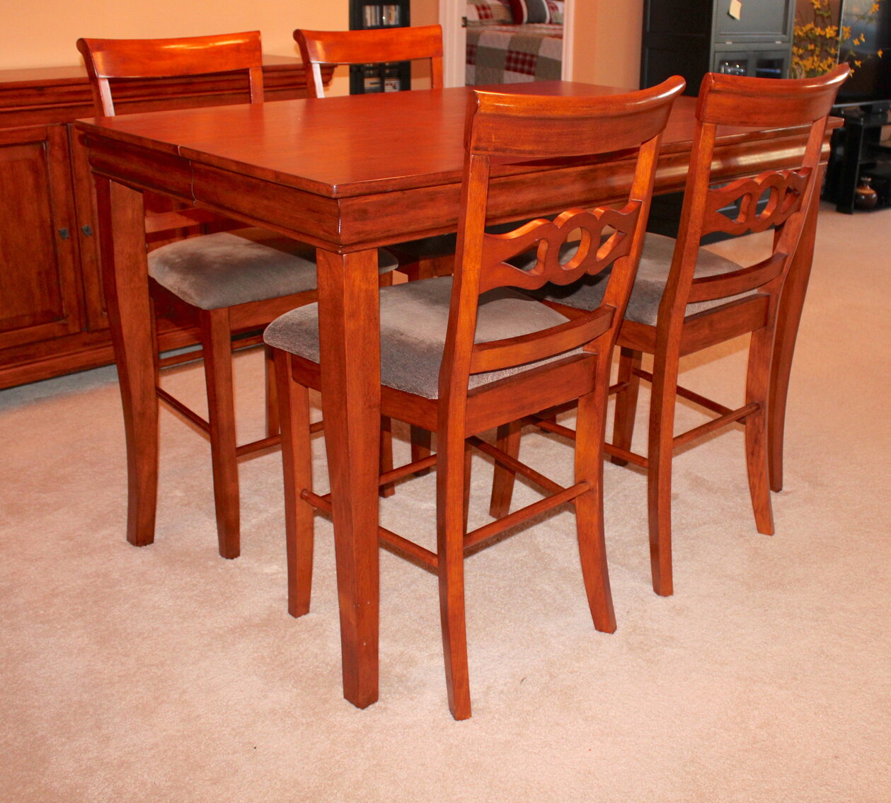 Image for LIVING ESTATE AUCTION