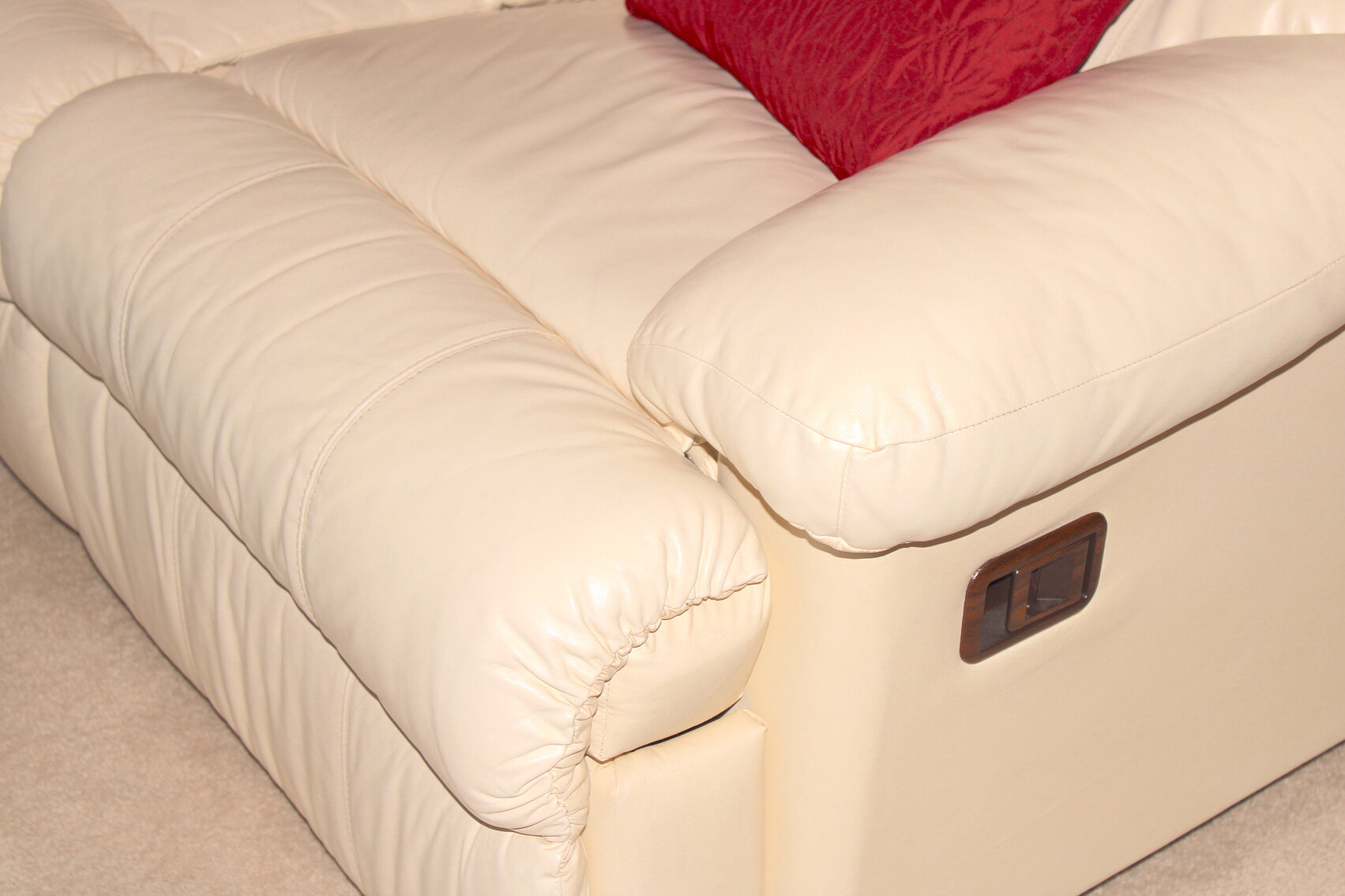 Image for LIVING ESTATE AUCTION