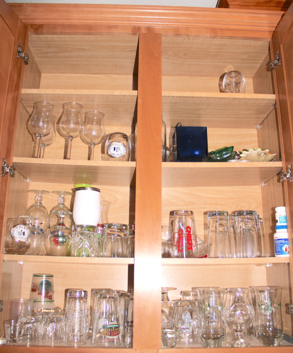 Image for LIVING ESTATE AUCTION