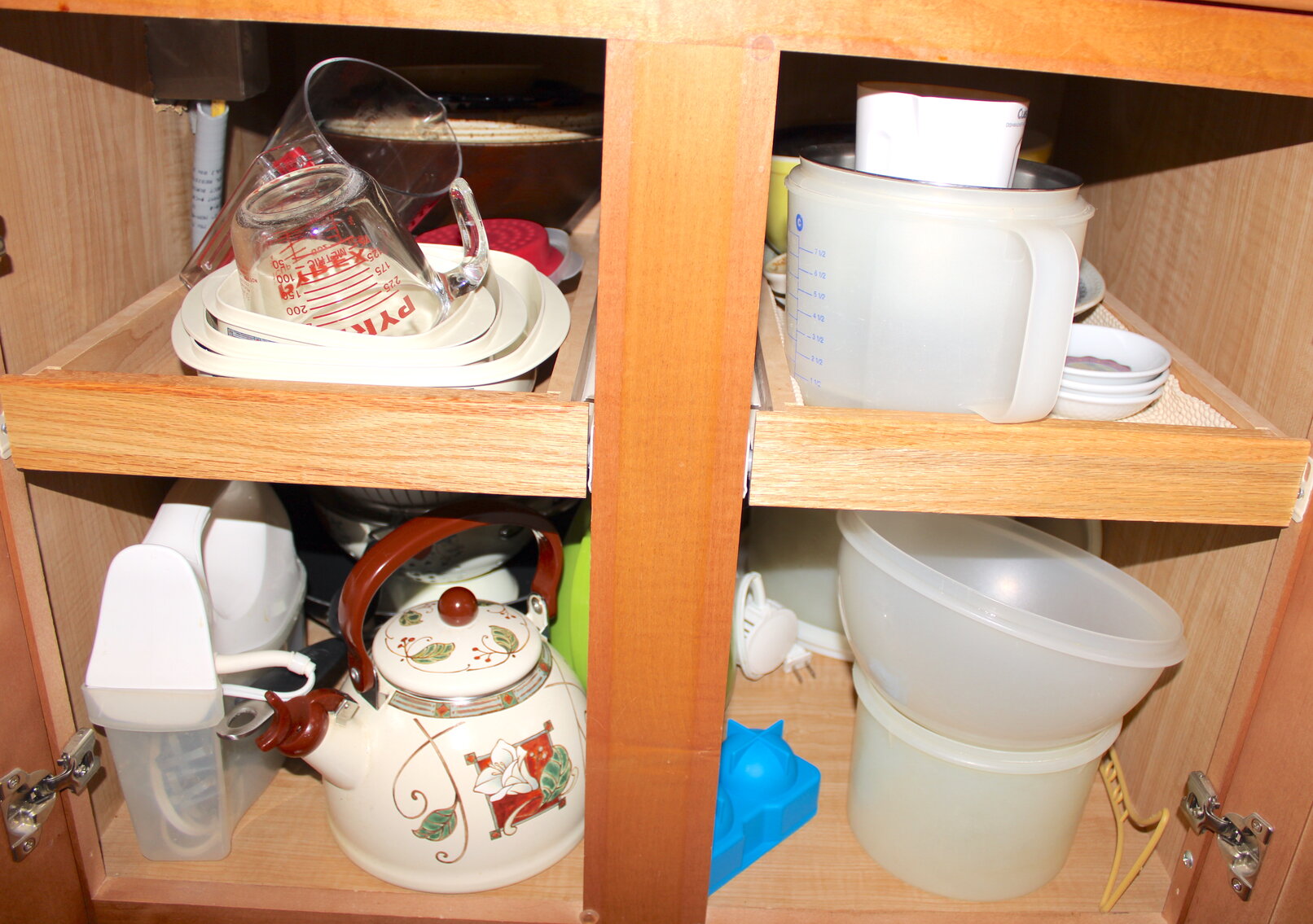 Image for LIVING ESTATE AUCTION