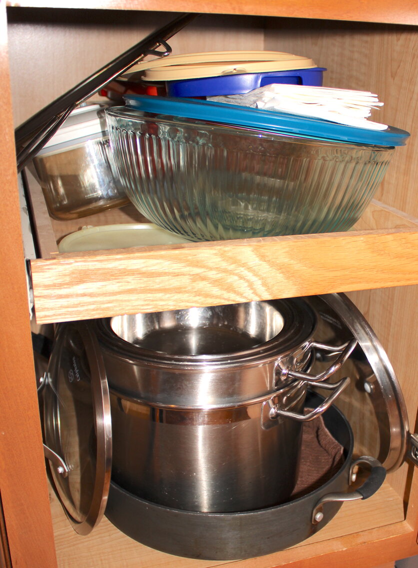 Image for LIVING ESTATE AUCTION