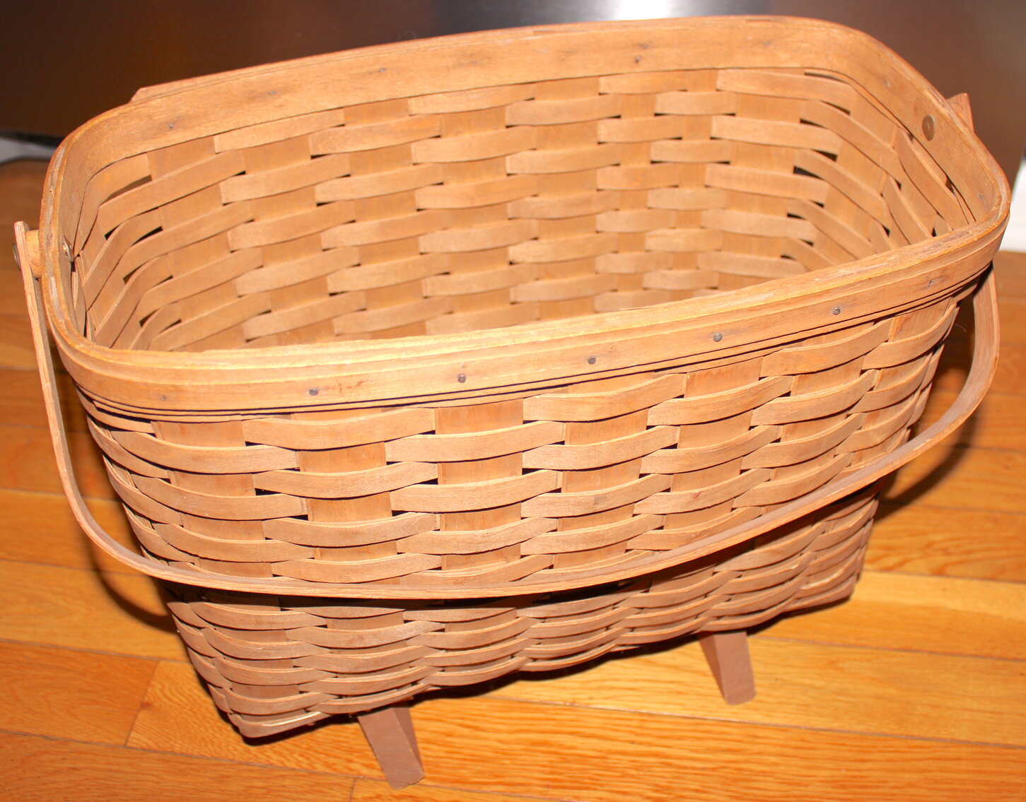 Image for LIVING ESTATE AUCTION