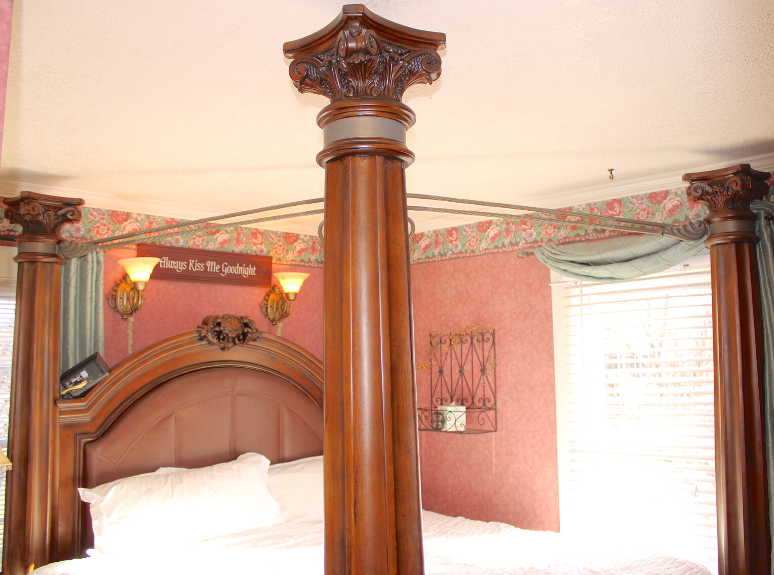 Image for LARGE ESTATE AUCTION